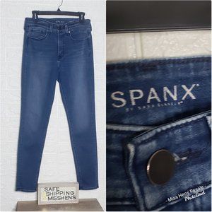 SPANX LIKE NEW STRETCHY 5 POCKET SKINNY BLUE DENIM JEANS